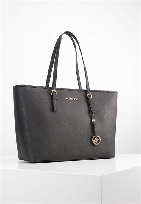 Michael Kors Jet Set Travel Schwarz online kaufen 